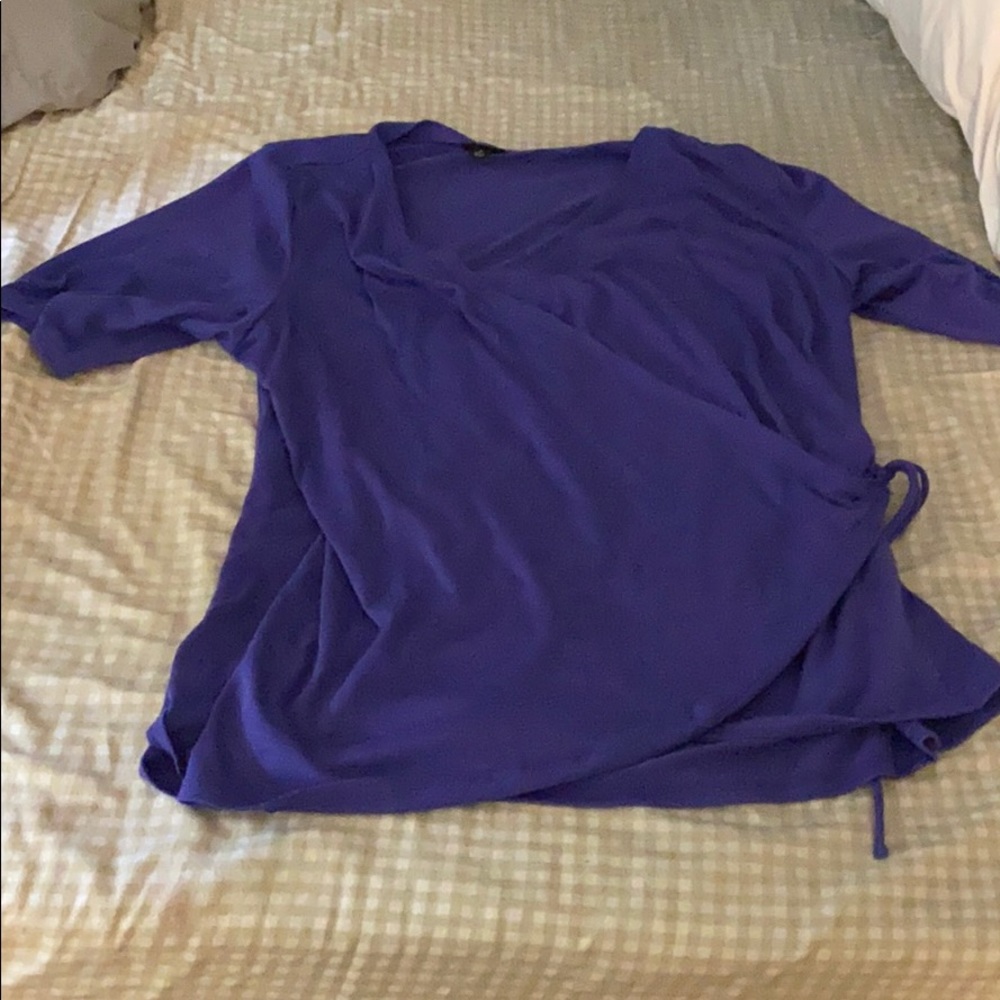 Torrid wrap tee size 2